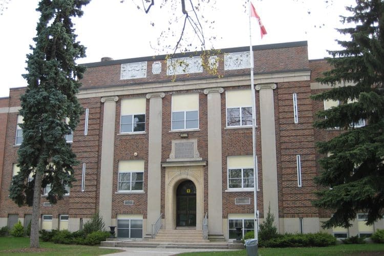 best schools in etobicoke