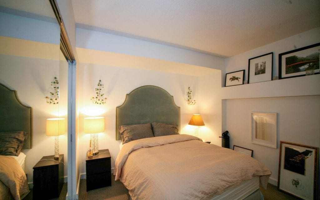 Spacious Private Bedroom