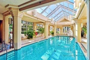 2045 Lake Shore Blvd W - Pool