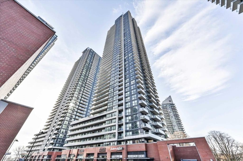 Westlake Condos for Sale 2220 Lake Shore Blvd W ThompsonSells