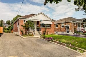 126 Yorkview Dr Etobicoke
