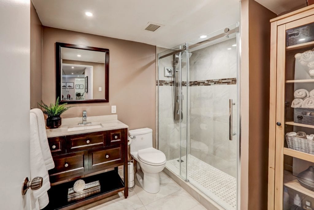 1333 Bloor St #111 - Bathroom