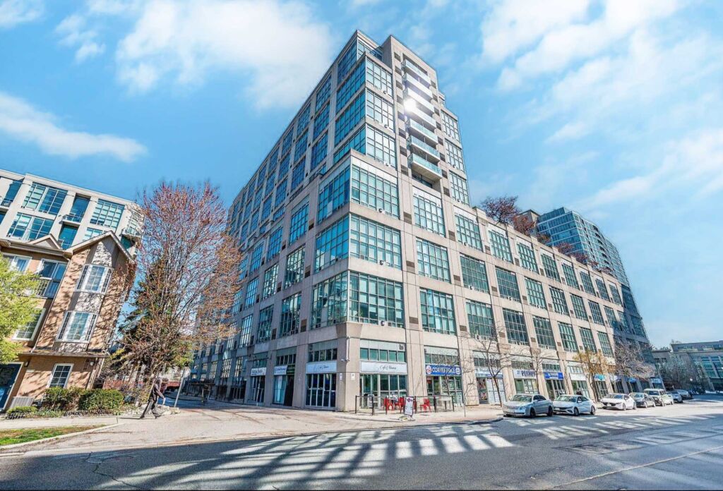 250 Manitoba Street Lofts in Mimico