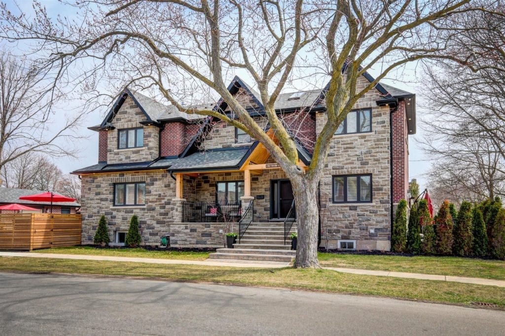 96 Yorkview Dr The Queensway