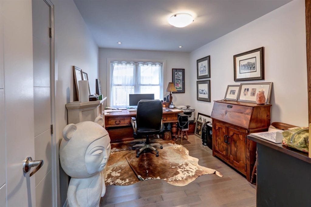 131 Princess Margaret Blvd - Office