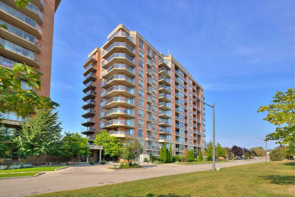 Village Terrace 1140 Parkwest Pl