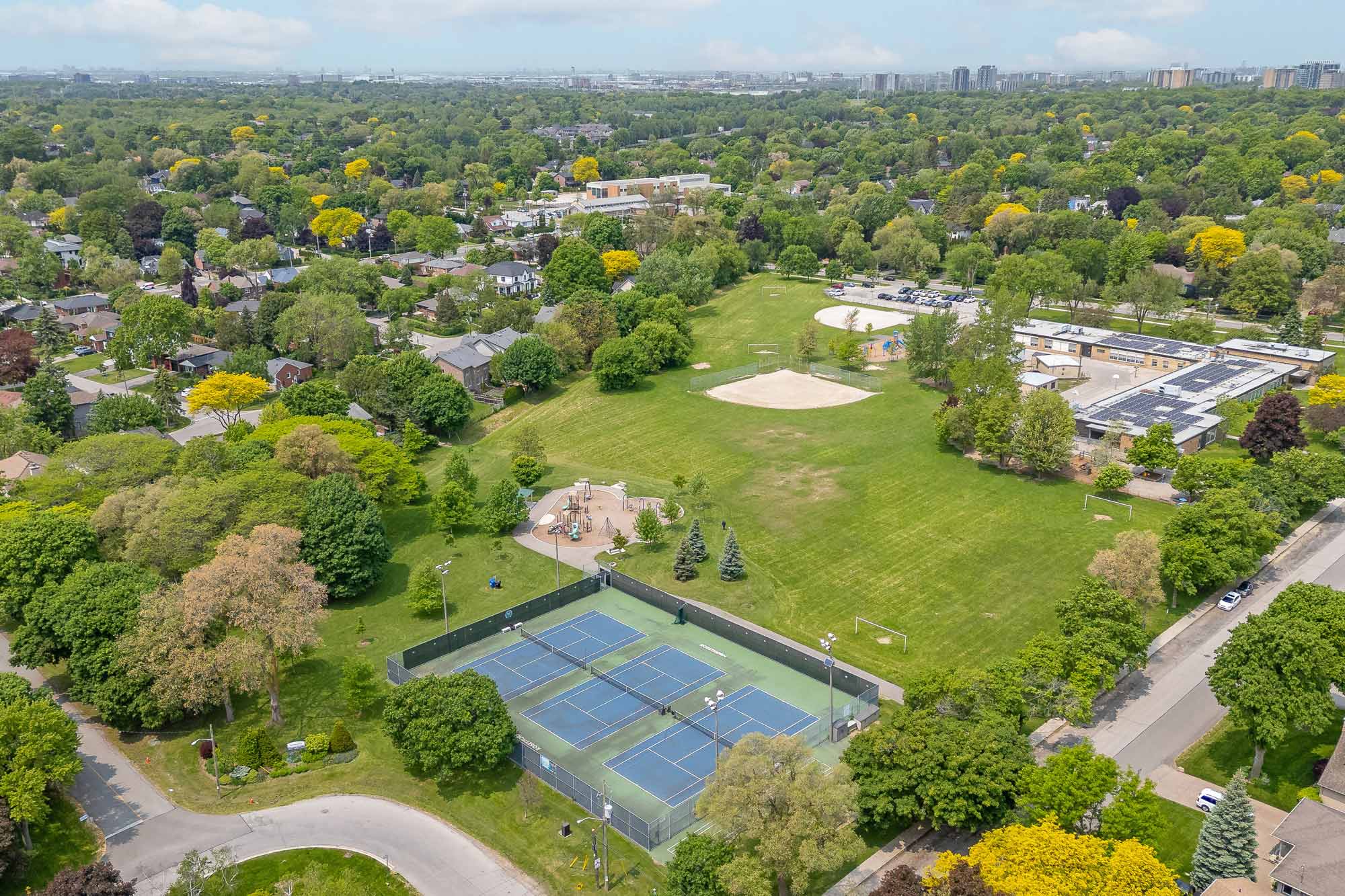 Rosethorn Park and School Etobicoke