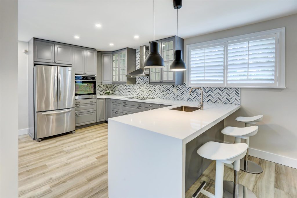 1297 Lewisham Dr | Clarkson | Kitchen