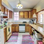 363 Parkside Dr | High Park | Kitchen