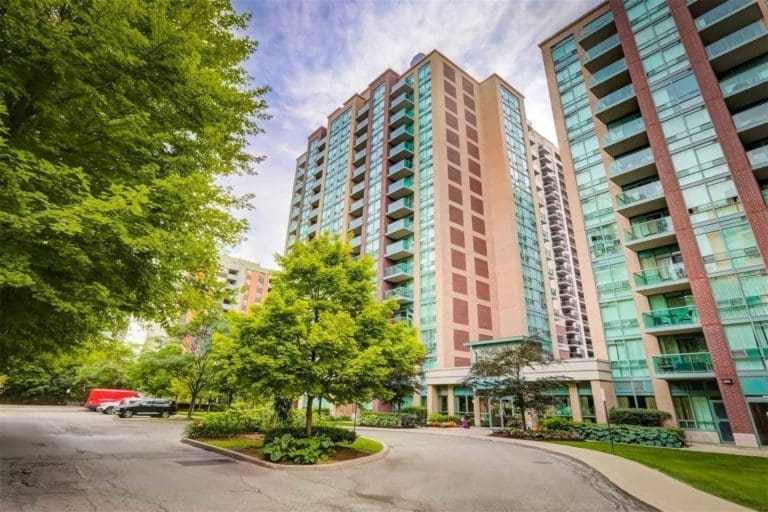 Port Royal Place V Condos