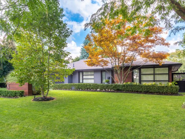 Princess Anne Manor Home for Sale
