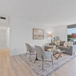 44 Longbourne Dr