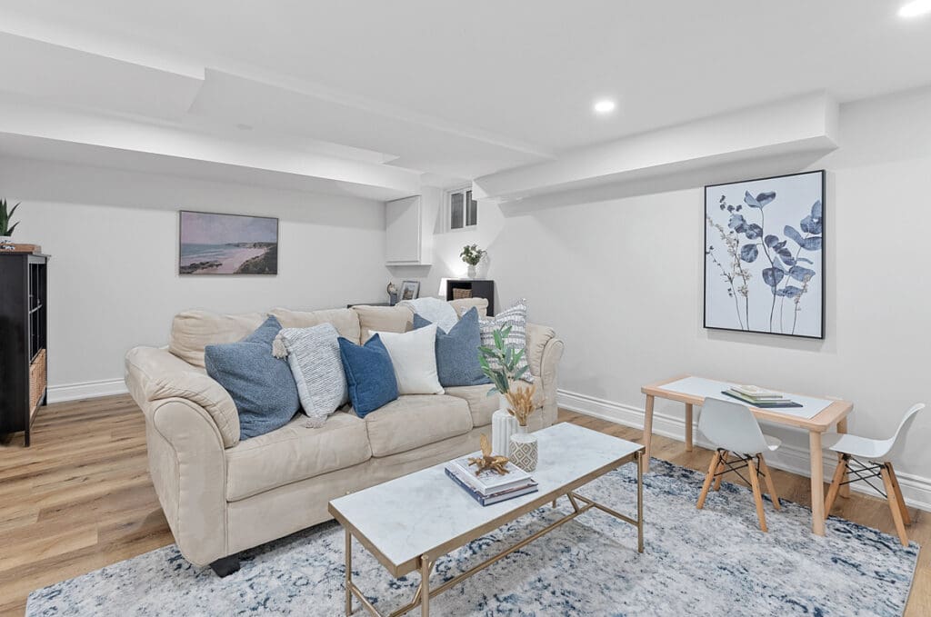 Mississauga Valleys Townhouse