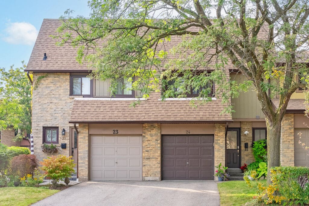 Mississauga Valleys Townhouse