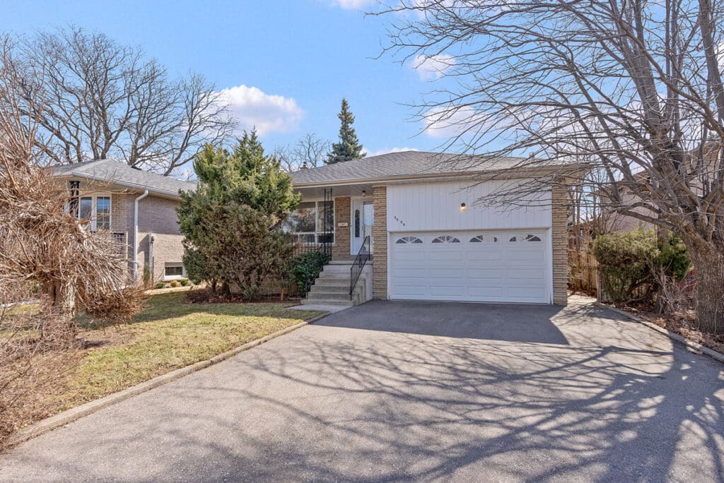 Mississauga Applewood Home for Sale