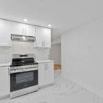 Baby Point Gates Apartment