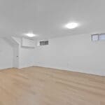 Baby Point Gates Apartment
