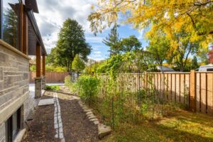 28 Martin Grove Road landscaped fully fenced yard